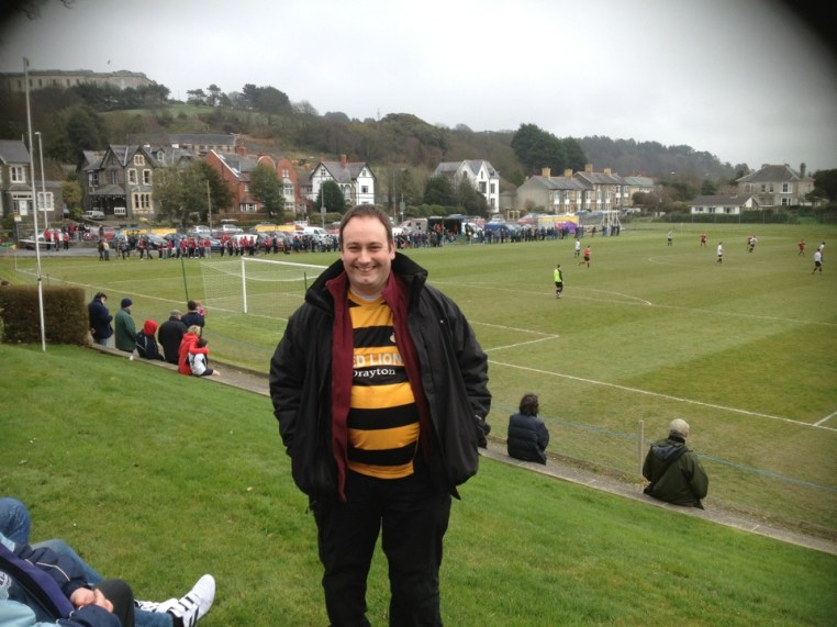 Self modelling Drayton FC shirt (North Berkshire League Division One